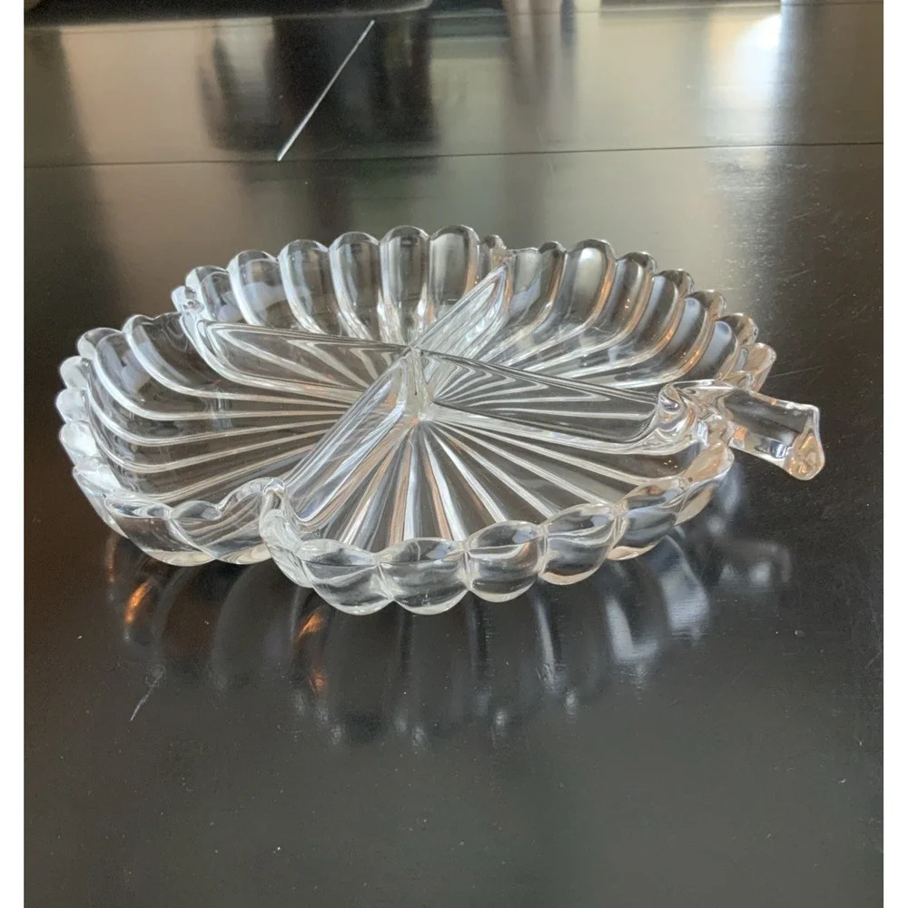Vintage Clear Glass Four Leaf Clover Divided Relish Candy Serving Tray Dish 8.5